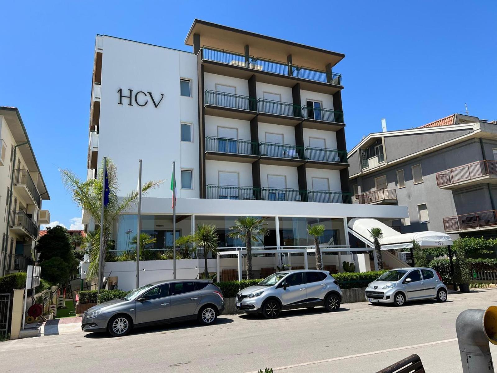 Hotel Costa Verde ピネート エクステリア 写真