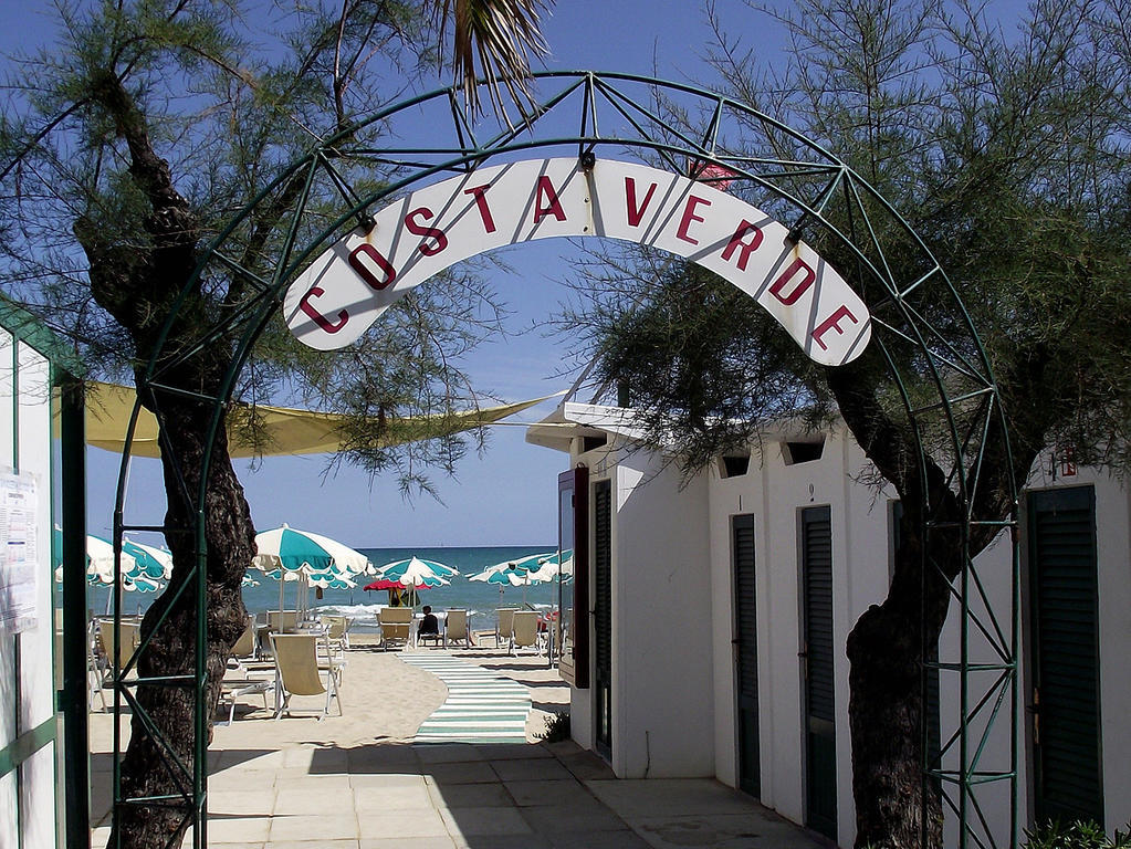 Hotel Costa Verde ピネート エクステリア 写真